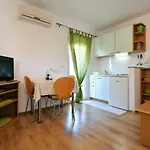 Apartment Jagoda Murter