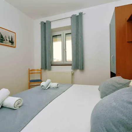 公寓 Jagoda 穆泰尔岛